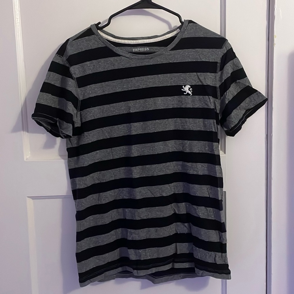 Express t-shirt
